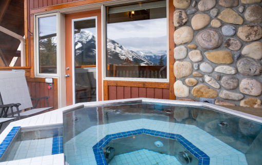 Premier King Condo with Hot Tub