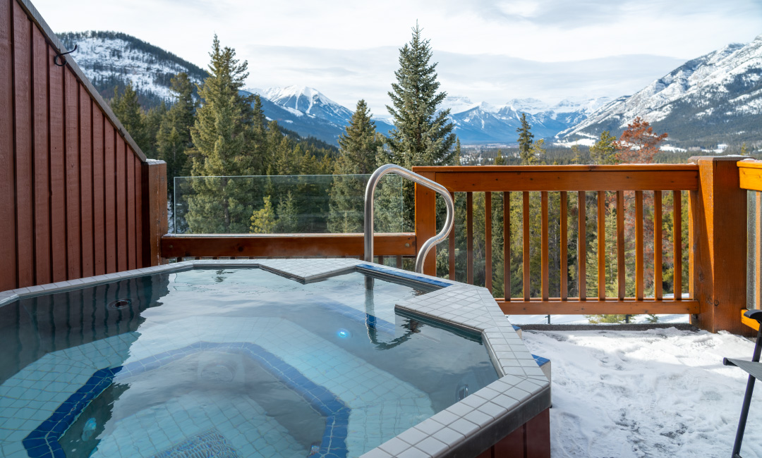 Rooms - Premier King Condo with Hot Tub