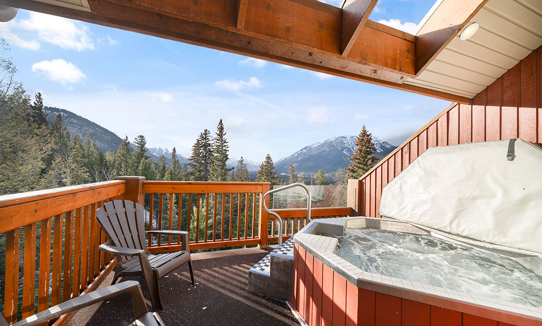 Rooms - Premier King Condo with Hot Tub